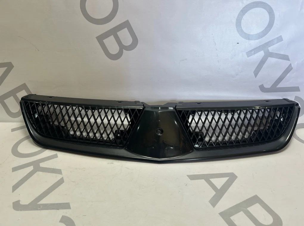 Решетка радиатора Mitsubishi Lancer 9 2005-2007 - изображение 1