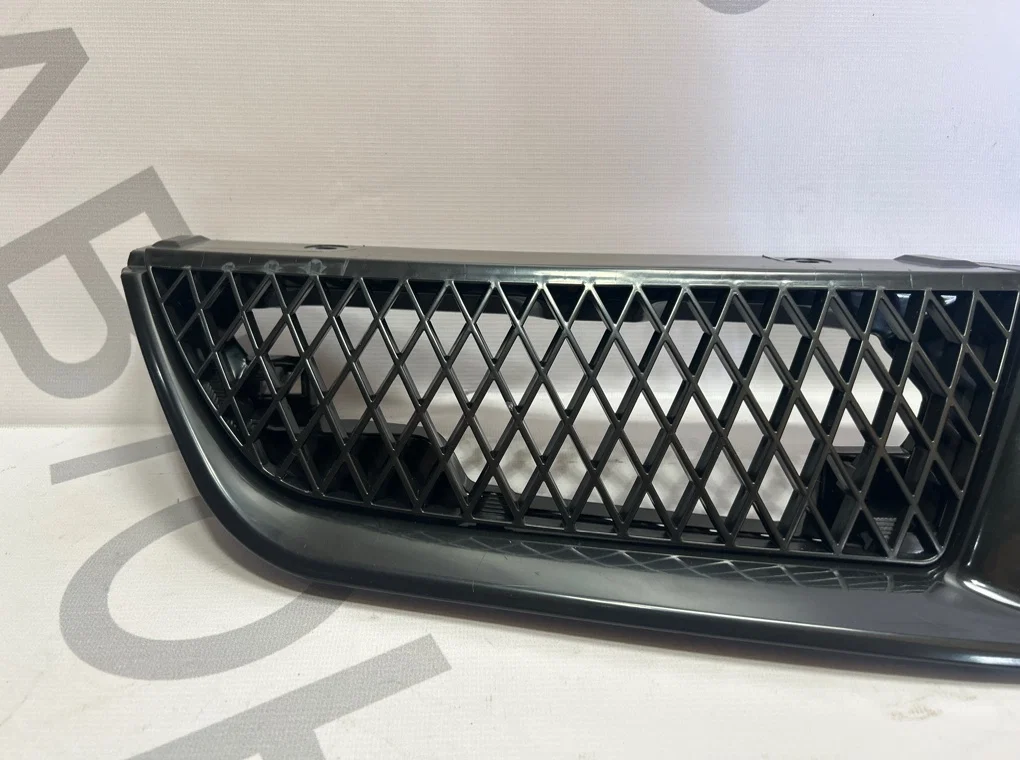Решетка радиатора Mitsubishi Lancer 9 2005-2007 - миниатюра 3