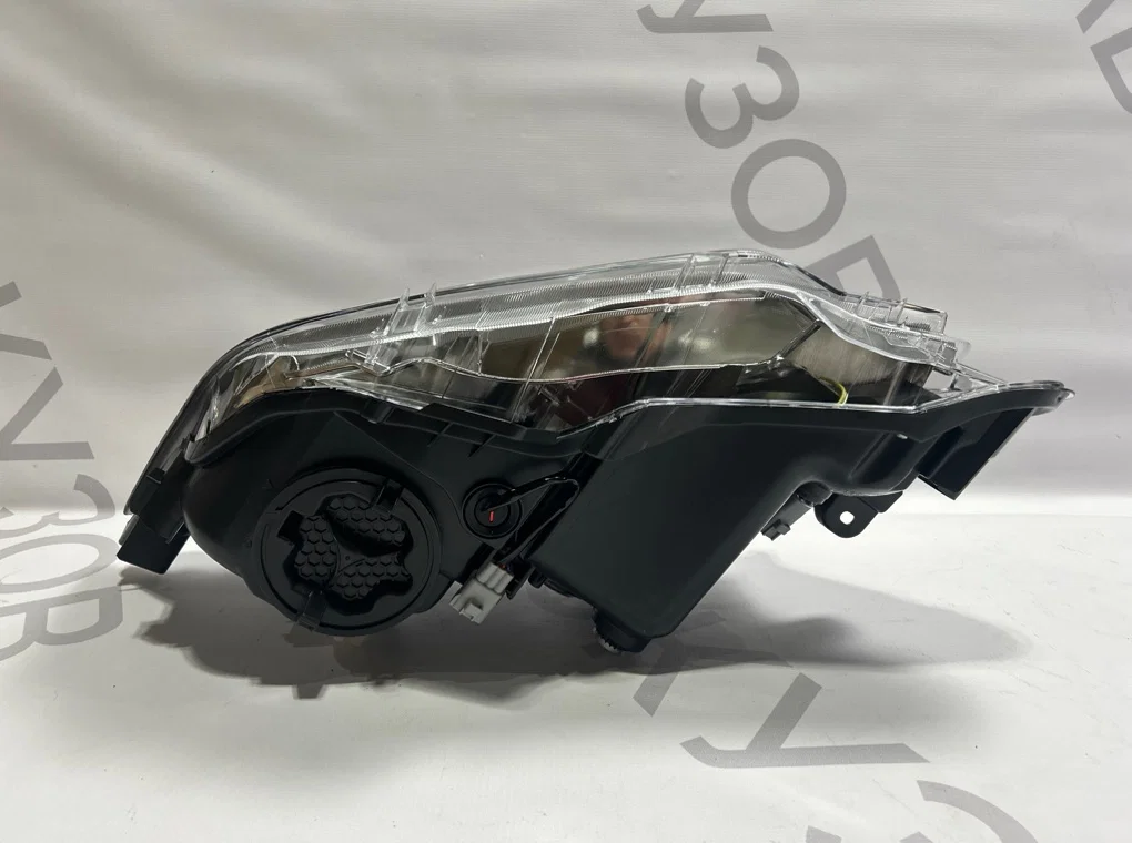 Фара правая Toyota Camry 50 55 2017-2018 - миниатюра 8