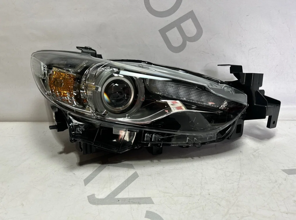 Фара правая Mazda 6 GJ/GL 2012-2015 - изображение 1