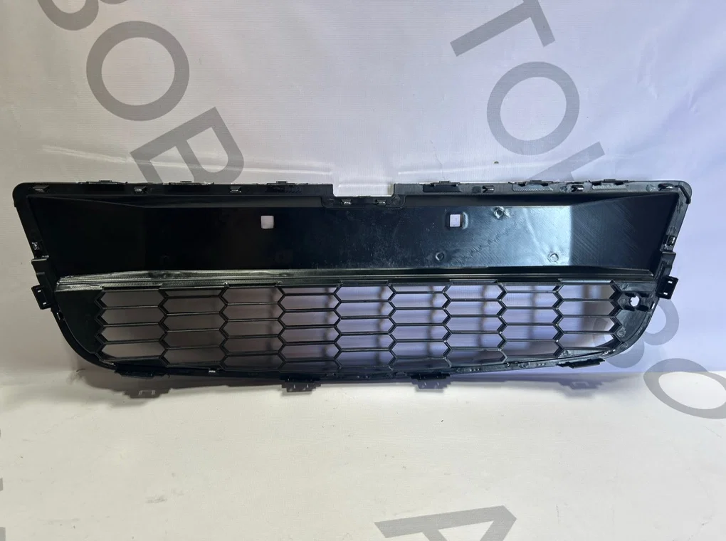 Решетка радиатора Chevrolet Aveo T300 2011- - миниатюра 6