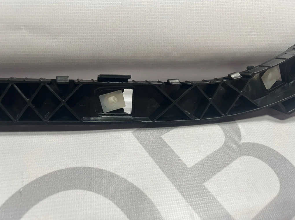 Кронштейн заднего бампера правый Kia Rio 3 - миниатюра 8
