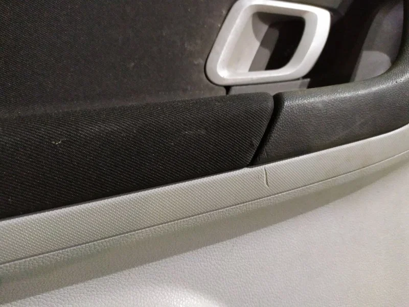 Обшивка двери задней левой Skoda Fabia 2 2007-2015 - миниатюра 2