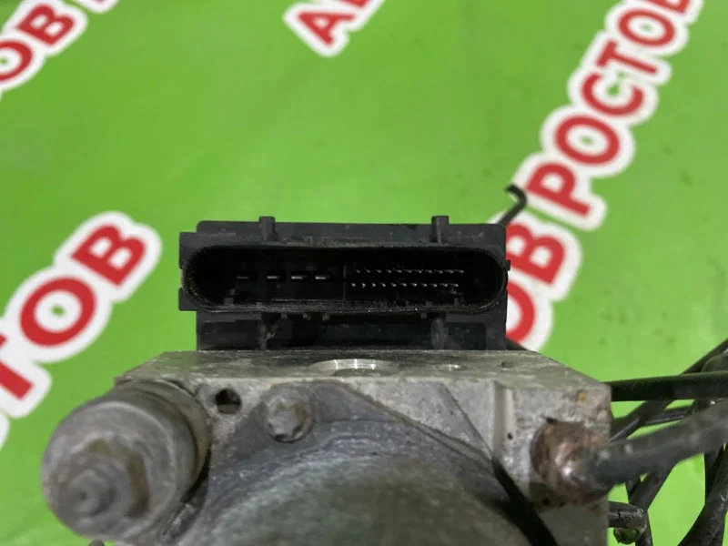 Блок ABS (насос) Toyota Avensis 2 2003-2008 - миниатюра 4