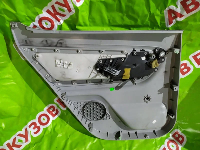 Обшивка двери задней правой Skoda Fabia 2 - миниатюра 5