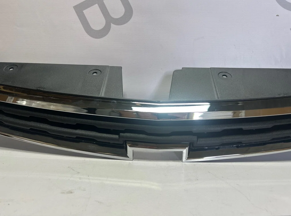 Решетка радиатора Chevrolet Cruze J300 2013-2016 - миниатюра 4