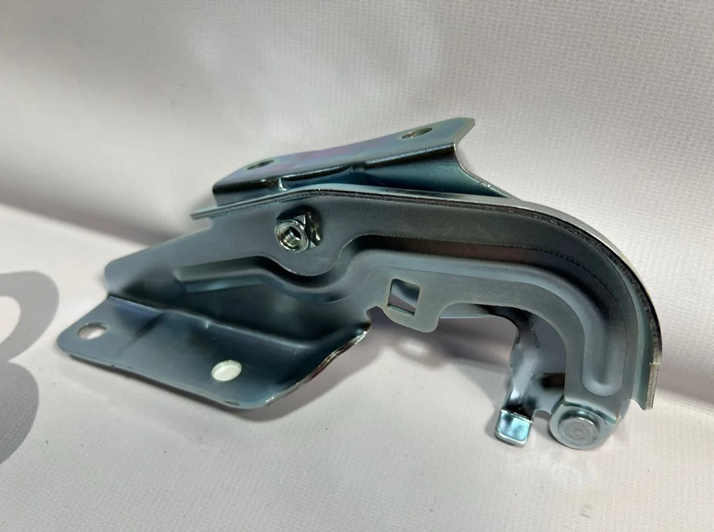 Петля капота левая Mitsubishi Lancer 10 2007-2017 - миниатюра 8