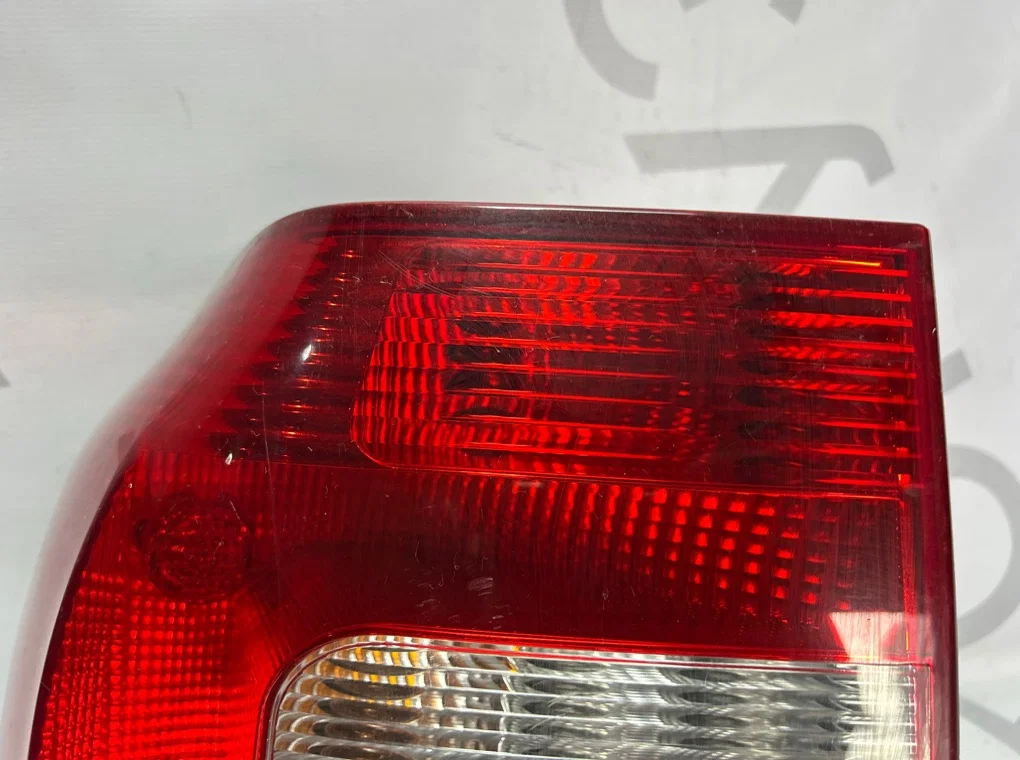 Фонарь задний левый Skoda Yeti 2009-2014 - миниатюра 4