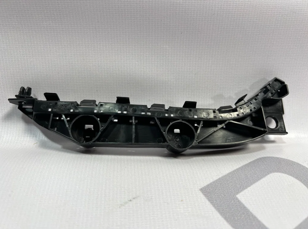 Кронштейн переднего бампера правый Honda Civic 8 - миниатюра 5