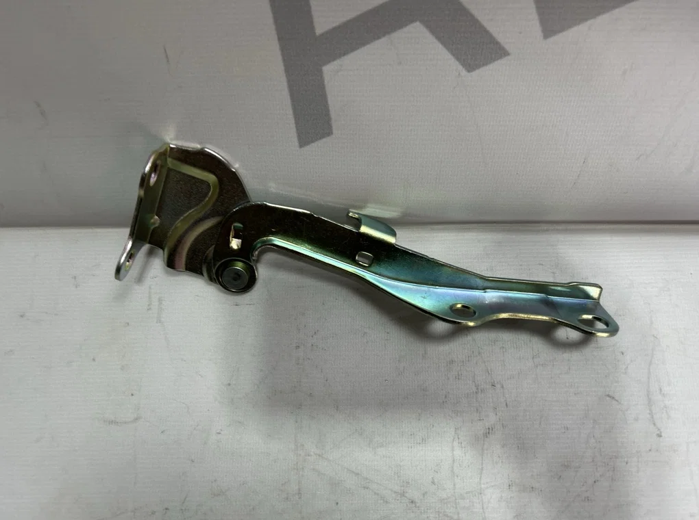 Петля капота правая Hyndai Getz 1 2002-2011 - миниатюра 2
