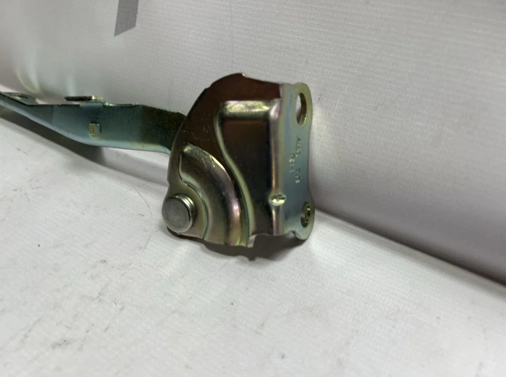 Петля капота правая Hyndai Getz 1 2002-2011 - миниатюра 7