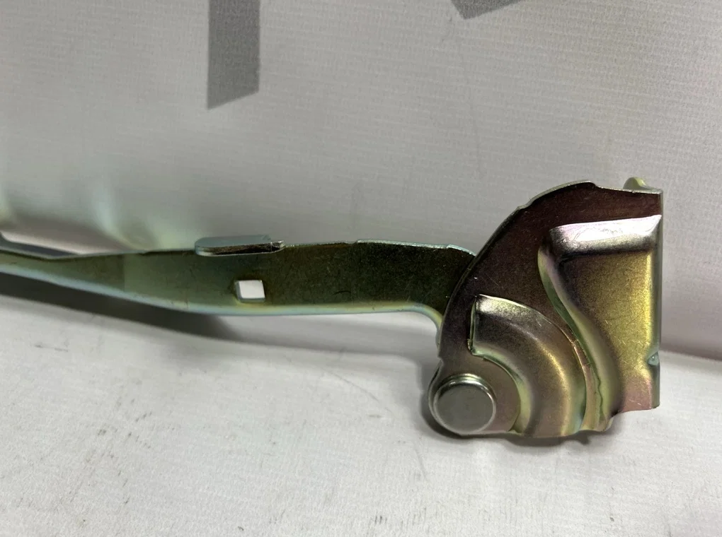 Петля капота правая Hyndai Getz 1 2002-2011 - миниатюра 8