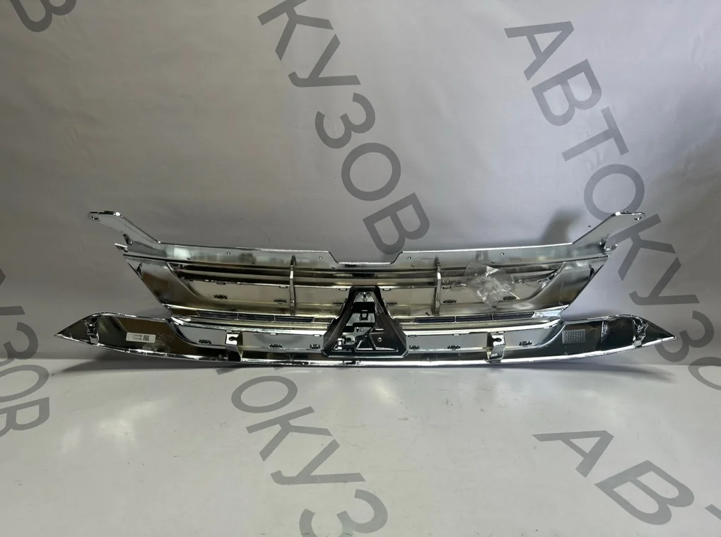 Решетка радиатора Mitsubishi Outlander 3 2015-2018 - миниатюра 6