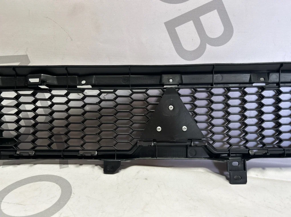 Решетка радиатора Mitsubishi Outlander 2 XL - миниатюра 8