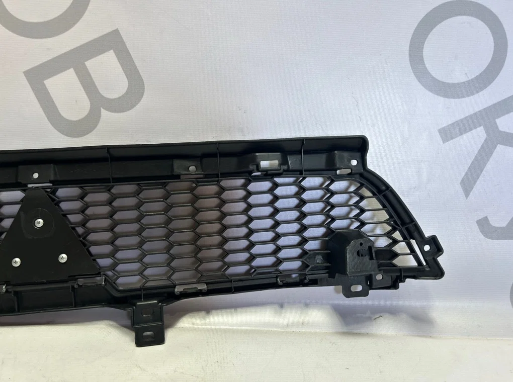 Решетка радиатора Mitsubishi Outlander 2 XL - миниатюра 9