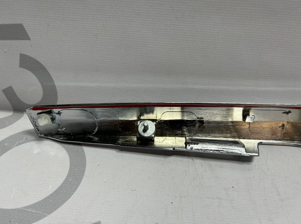 Молдинг крышки багажника Nissan Teana 2 J32 - миниатюра 6