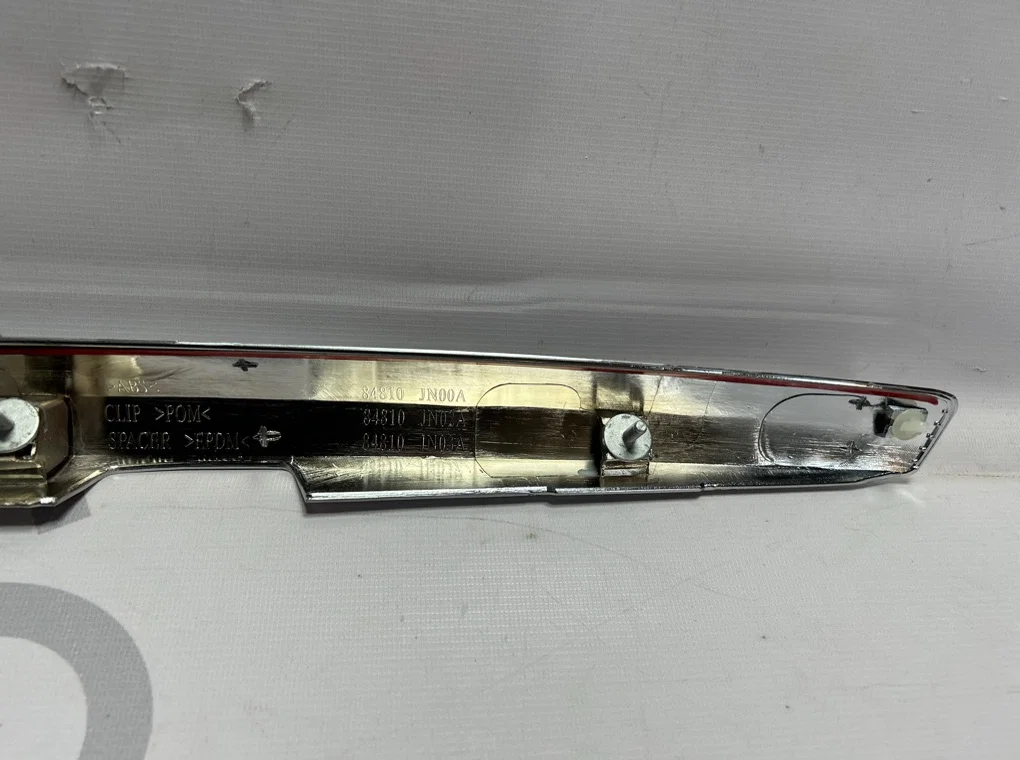Молдинг крышки багажника Nissan Teana 2 J32 - миниатюра 8