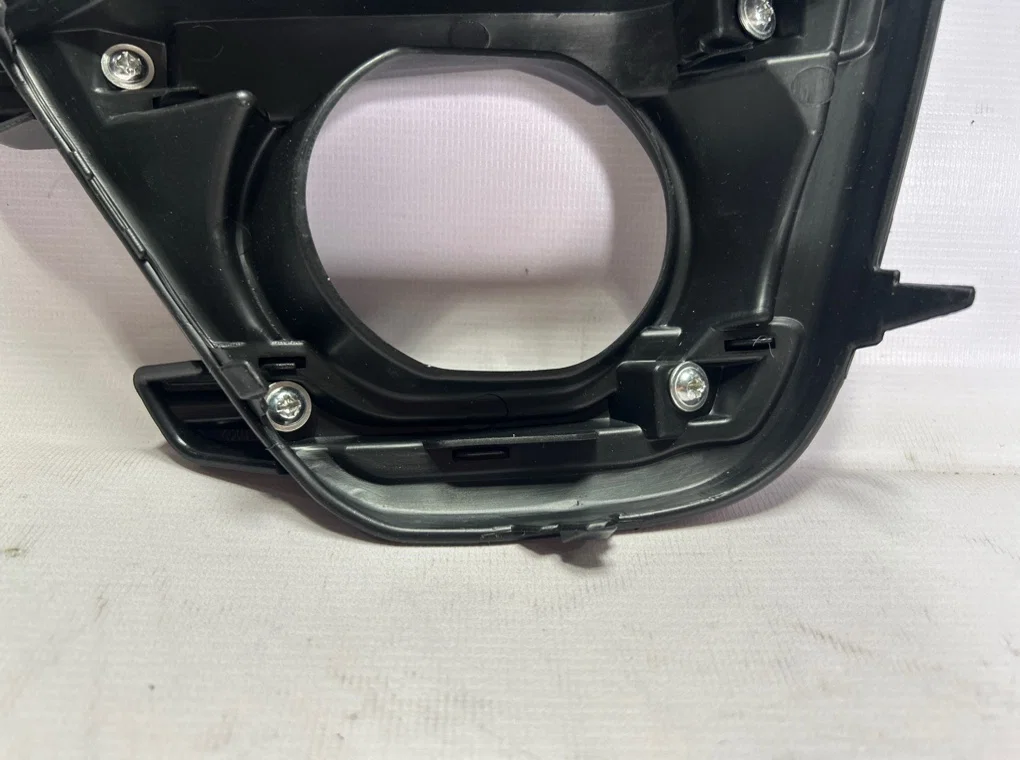 Рамка противотуманной фары правой Mazda CX-5 KE - миниатюра 7