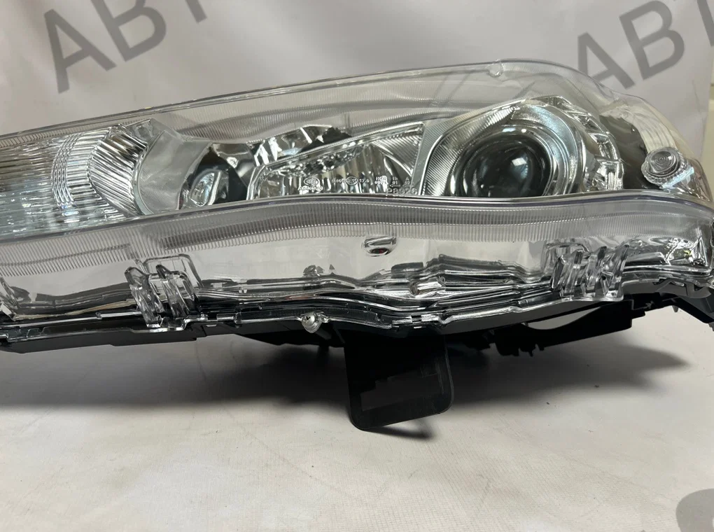 Фара левая Mitsubishi Outlander 2 XL 2010-2012 - миниатюра 2