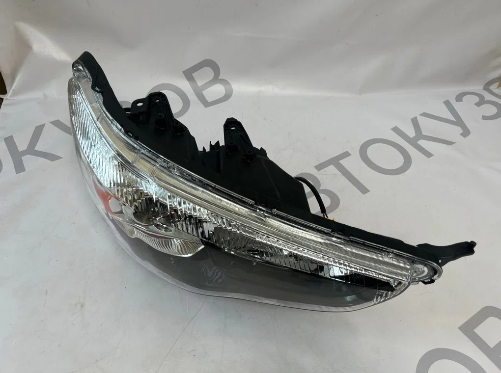 Фара правая Mitsubishi ASX 1 2010-2020 - миниатюра 2
