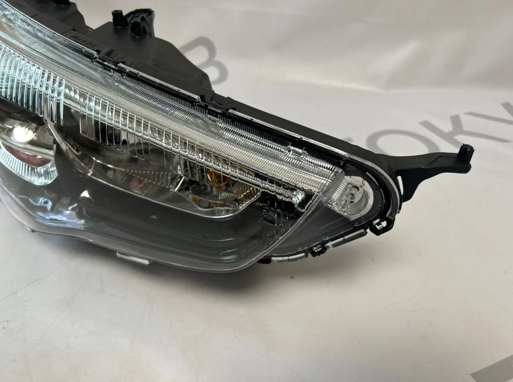 Фара правая Mitsubishi ASX 1 2010-2020 - миниатюра 3