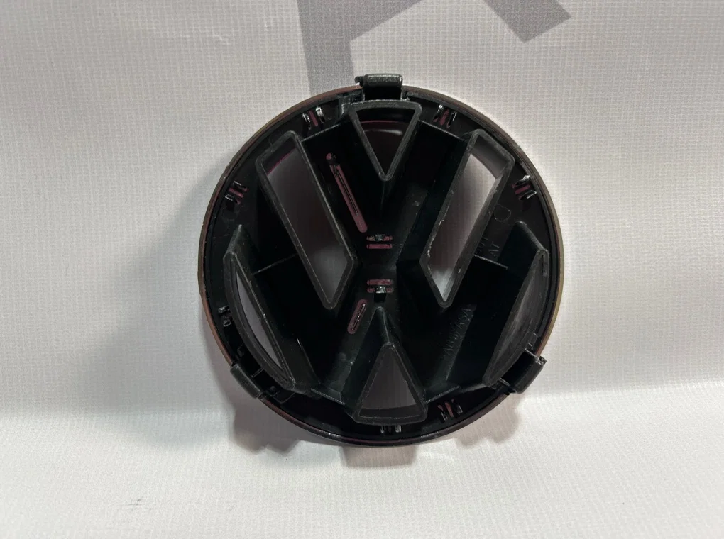 Эмблема Volkswagen Passat B6 2005-2010 - миниатюра 5
