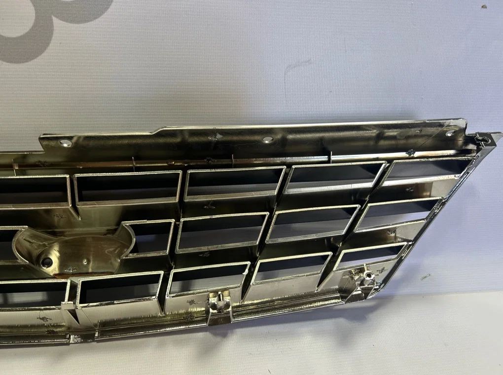 Решетка радиатора Kia Spectra 2004- - миниатюра 8