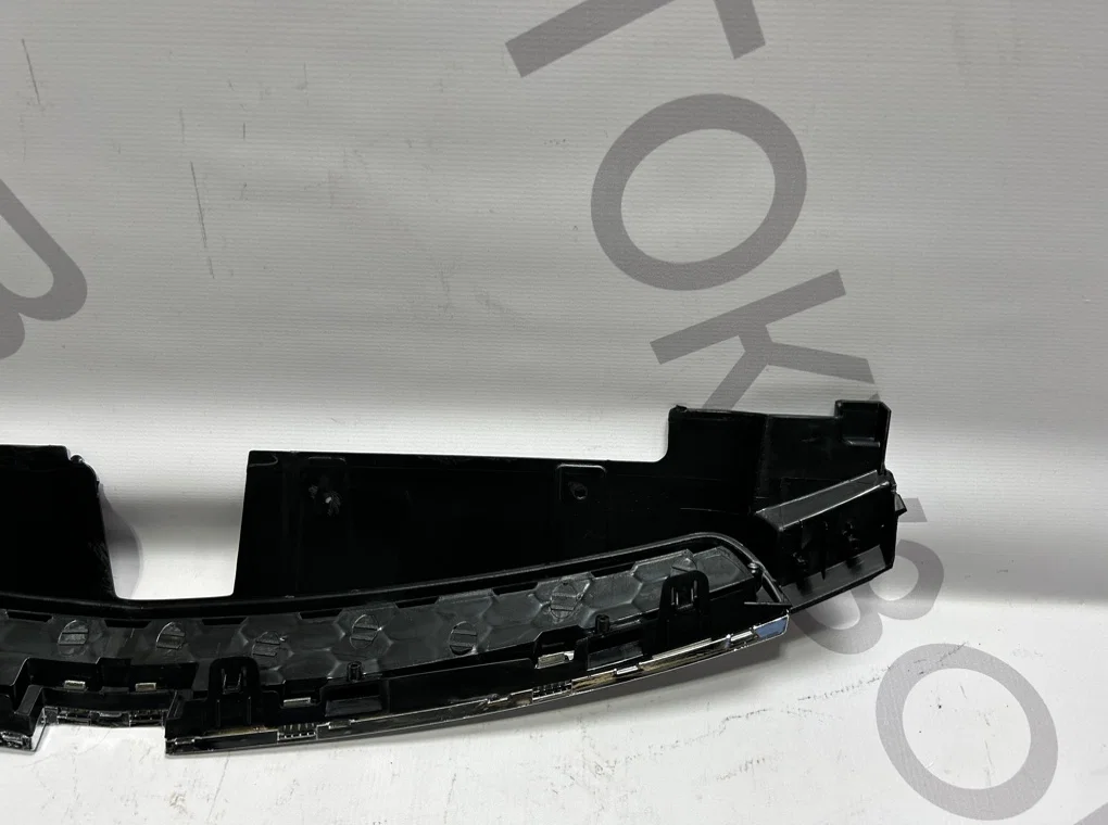 Решетка радиатора Chevrolet Cruze J300 2009-2013 - миниатюра 9