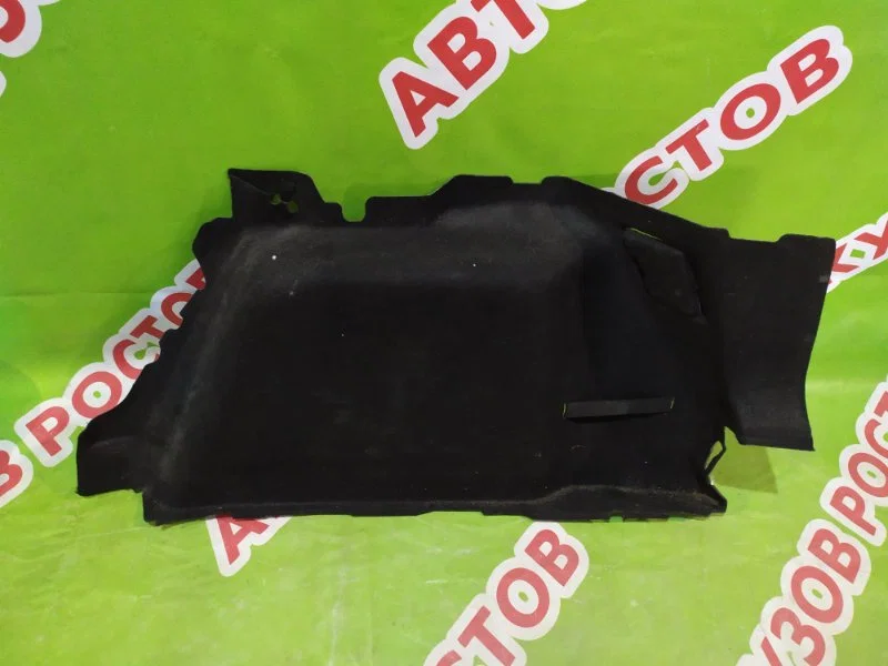 Обшивка багажника правая Ford Focus 3 1.6 2011