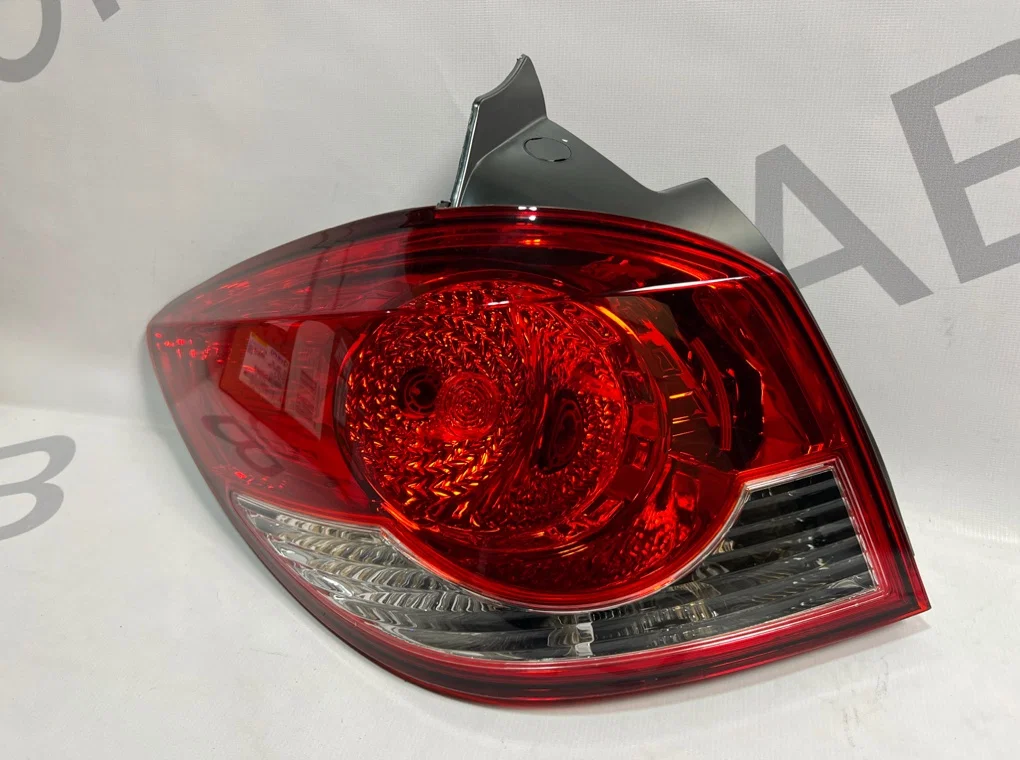 Фонарь задний левый Chevrolet Cruze J300 2009-2016 - миниатюра 3