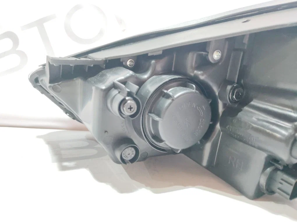 Фара правая Hyundai ix35 / Tucson 2010-2013 - миниатюра 7