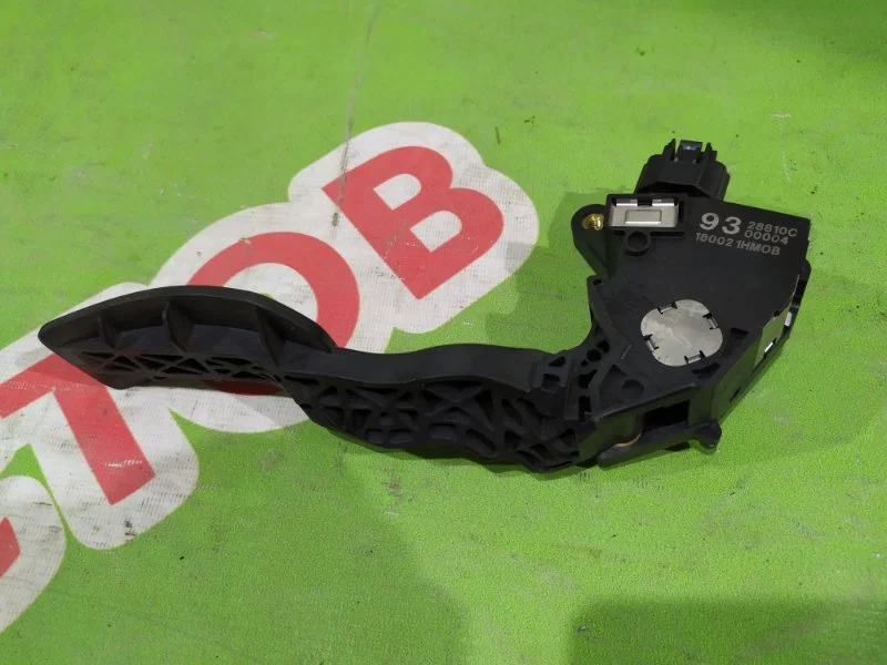 Педаль газа Nissan Juke 1 2011-2019 - миниатюра 3