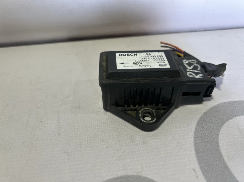 Датчик ускорения Nissan Note E11 HR16DE 2006 - миниатюра 5