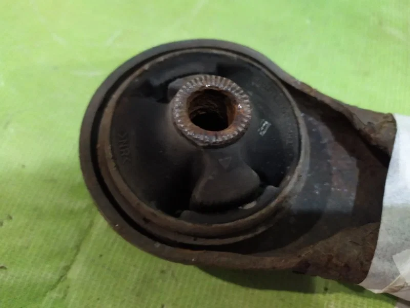 Рычаг передний левый Toyota Avensis 2 2.0 2006 - миниатюра 3