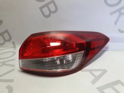 Фонарь задний правый наружный Kia Cerato 3