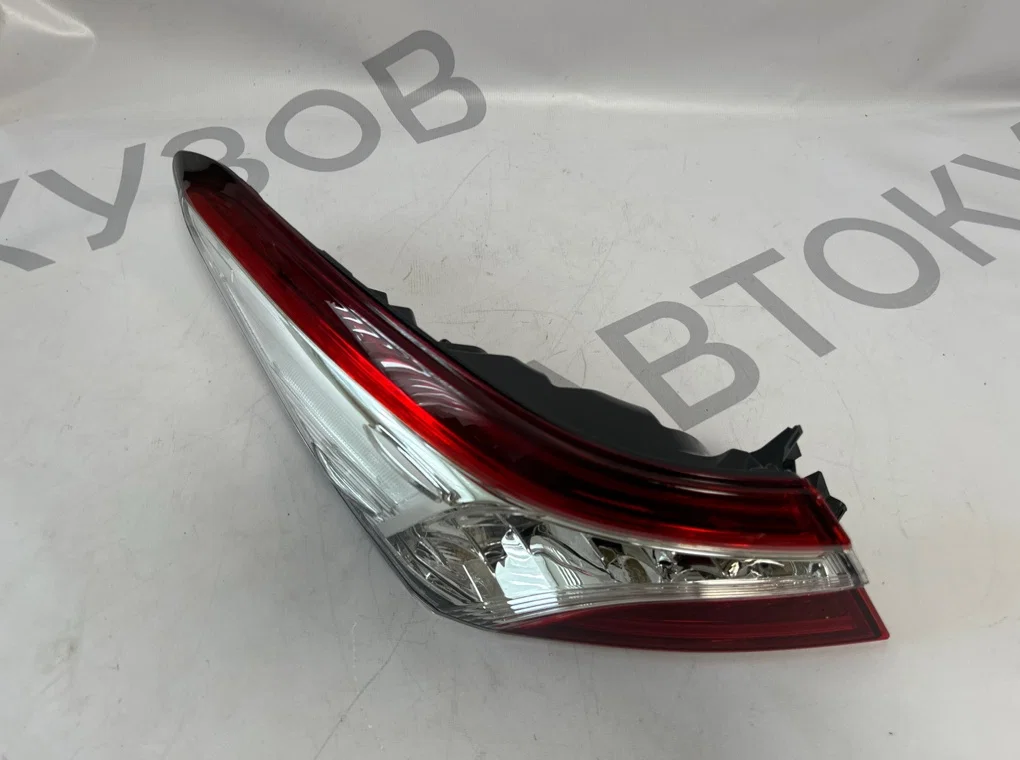 Фонарь задний левый наружный Toyota Camry 70 LED - миниатюра 2