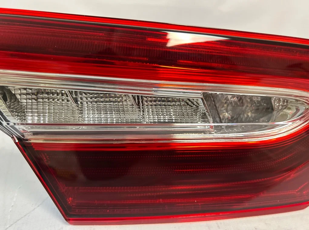 Фонарь задний левый внутренний Toyota Camry 70 LED - миниатюра 5