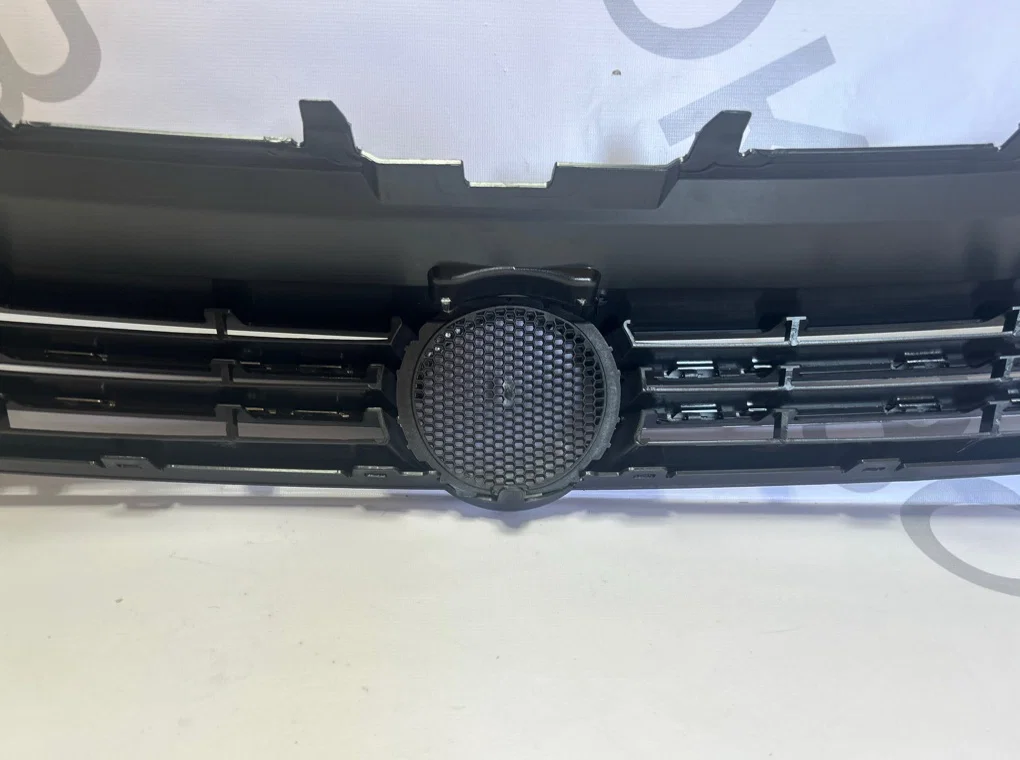 Решетка радиатора Volkswagen Polo 5 2010-2015 - миниатюра 8