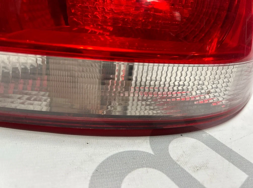 Фонарь задний правый наружный Volkswagen Golf 6 - миниатюра 3