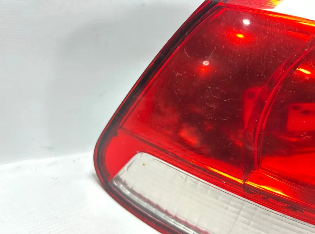 Фонарь задний левый наружный Volkswagen Golf 6 - миниатюра 6