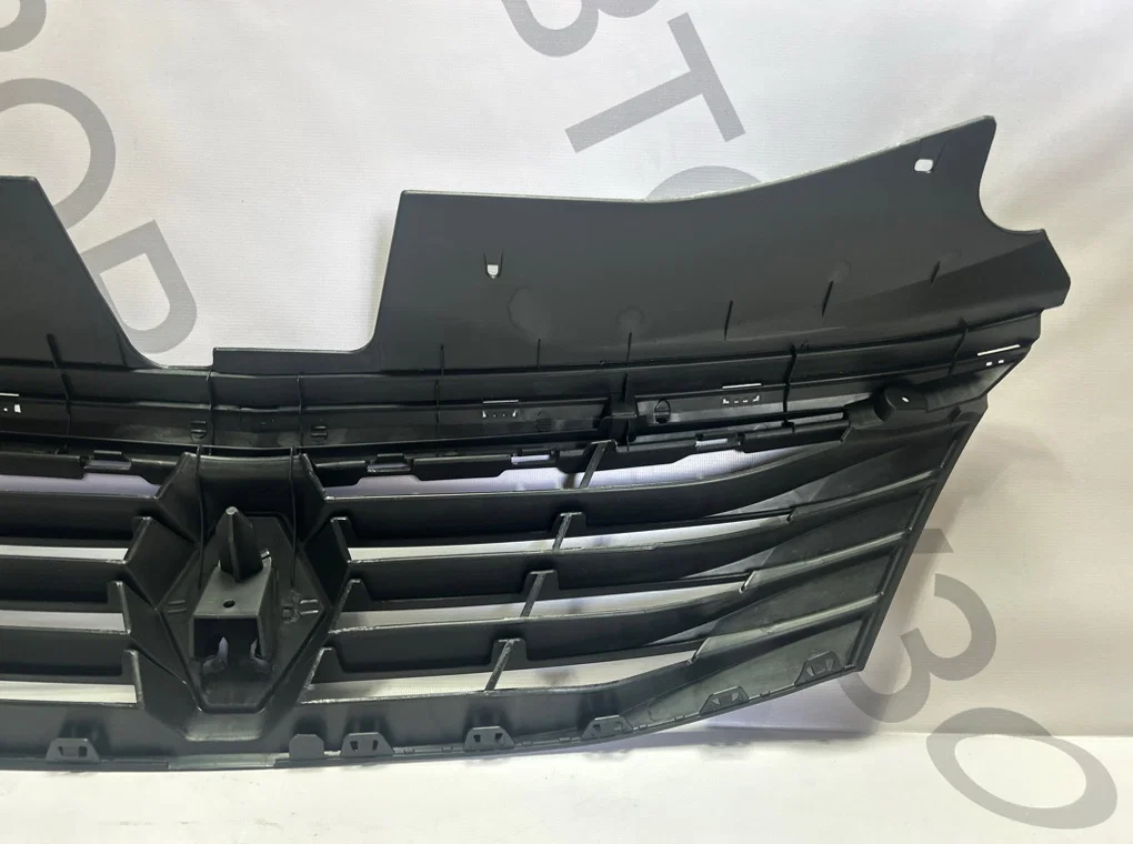Решетка радиатора Renault Logan 1 2010-2014 - миниатюра 9
