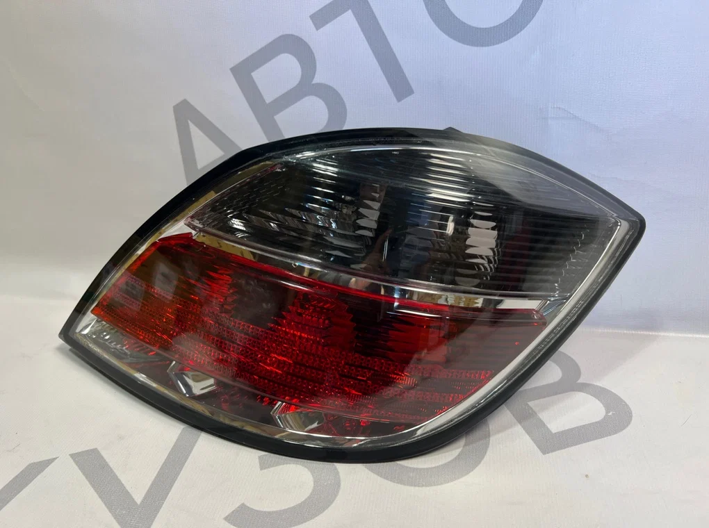 Фонарь задний правый Opel Astra H 2007-2010 - миниатюра 3