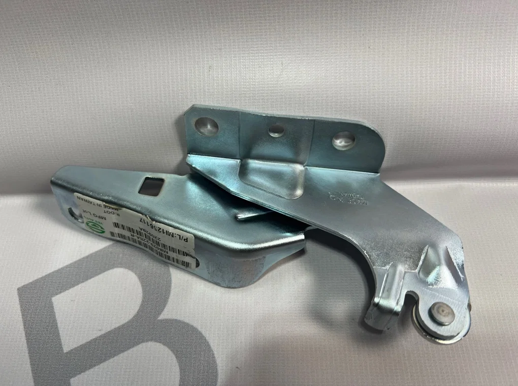 Петля капота правая Mitsubishi Outlander 2006-2022 - миниатюра 6