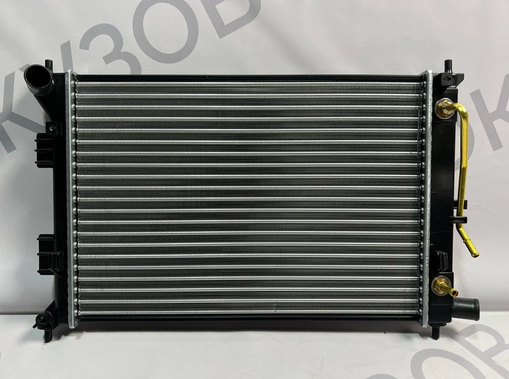 Радиатор охлаждения Kia Ceed 2 JD 2012-2018
