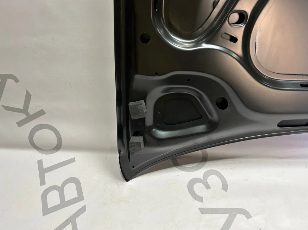 Капот Volkswagen Golf 5 2004-2010 - миниатюра 10