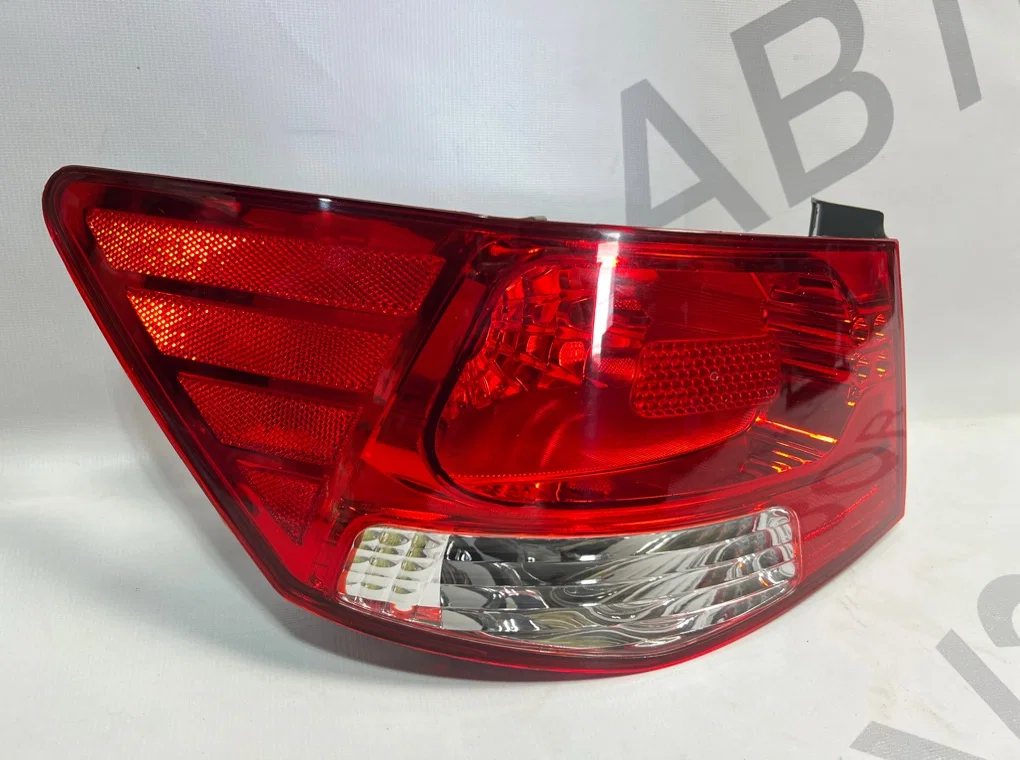 Фонарь задний левый KIA Cerato 2 2009-2013 - миниатюра 2