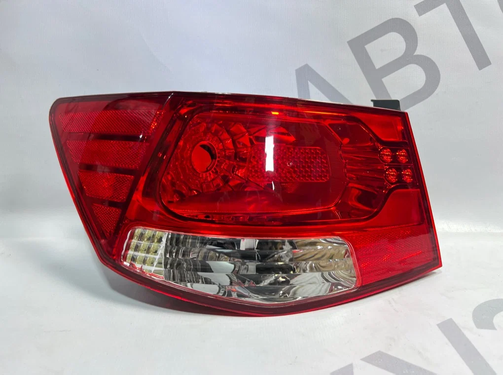 Фонарь задний левый KIA Cerato 2 2009-2013 - миниатюра 4