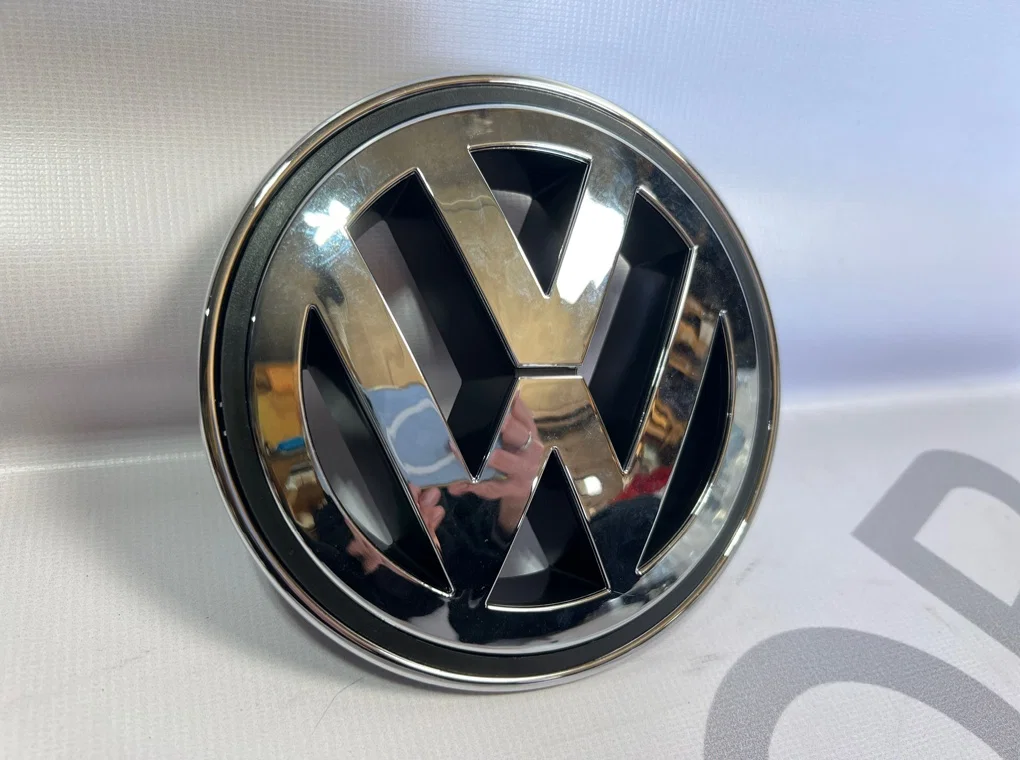 Эмблема Volkswagen Passat B6 2006-2011 - миниатюра 2