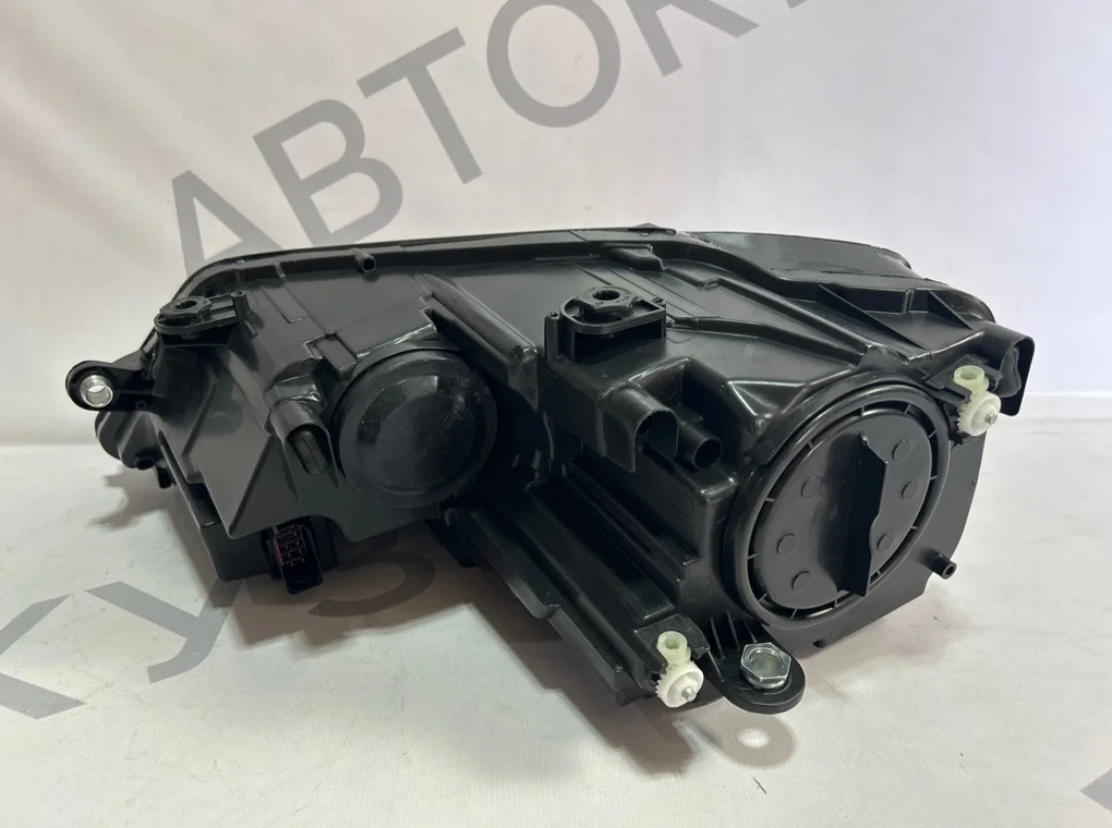 Фара правая Volkswagen Jetta 6 2011-2018 - миниатюра 6