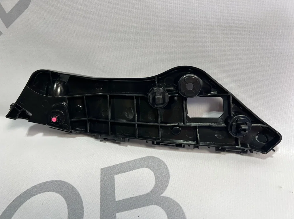 Кронштейн переднего бампера правый Toyota RAV4 4 - миниатюра 7